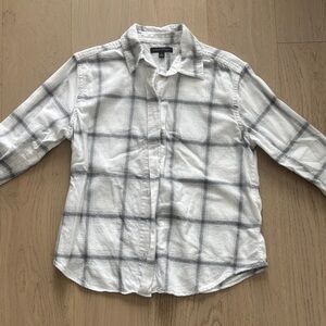 Women’s White and Gray Plaid Shirt